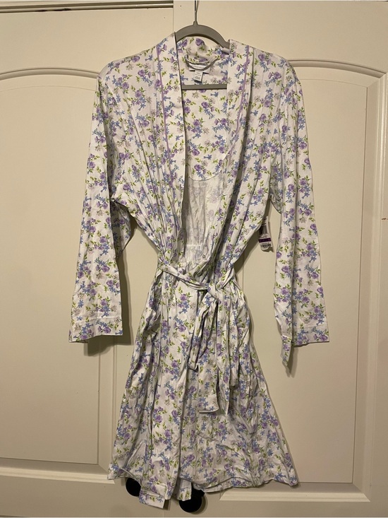 Charter Club Other - Charter Club NWT Floral Short Robe Women’s 2XL